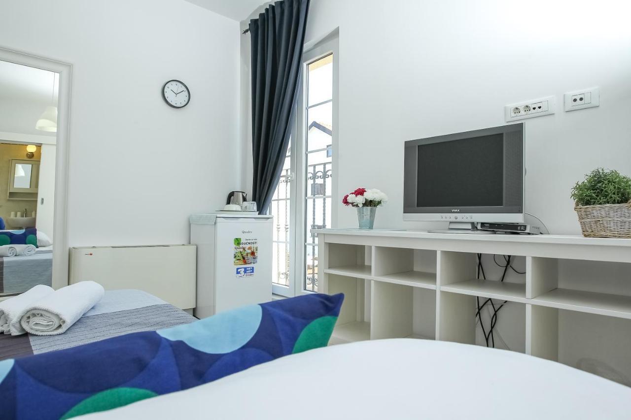 Rougemarin Apartments Biograd Na Moru Pokoj fotografie